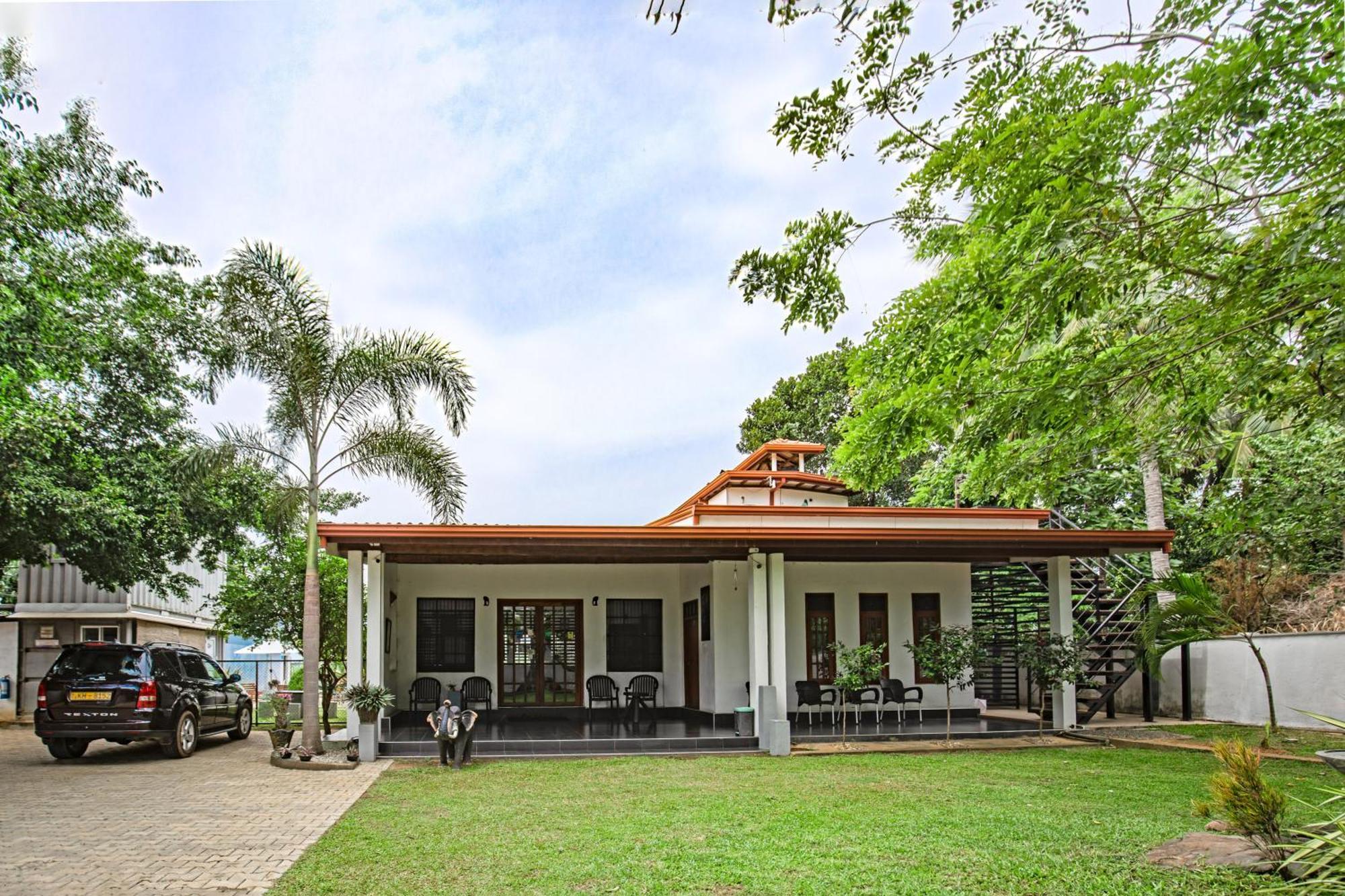 Wild Le Green Hotel Udawalawe Exterior photo